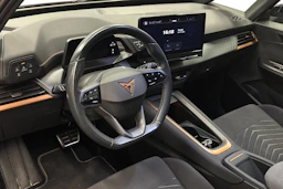 punainen CUPRA Born 2024 kuva 6.