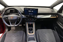 punainen CUPRA Born 2024 kuva 7.