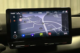 punainen CUPRA Born 2024 kuva 18.