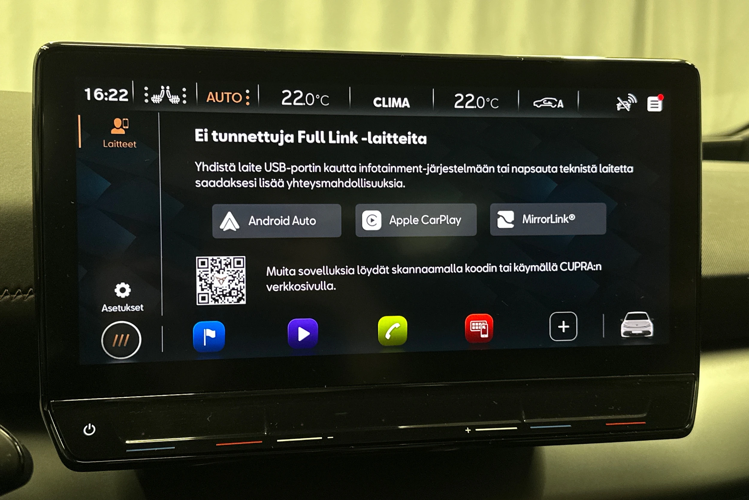 punainen CUPRA Born 2024 kuva 21.