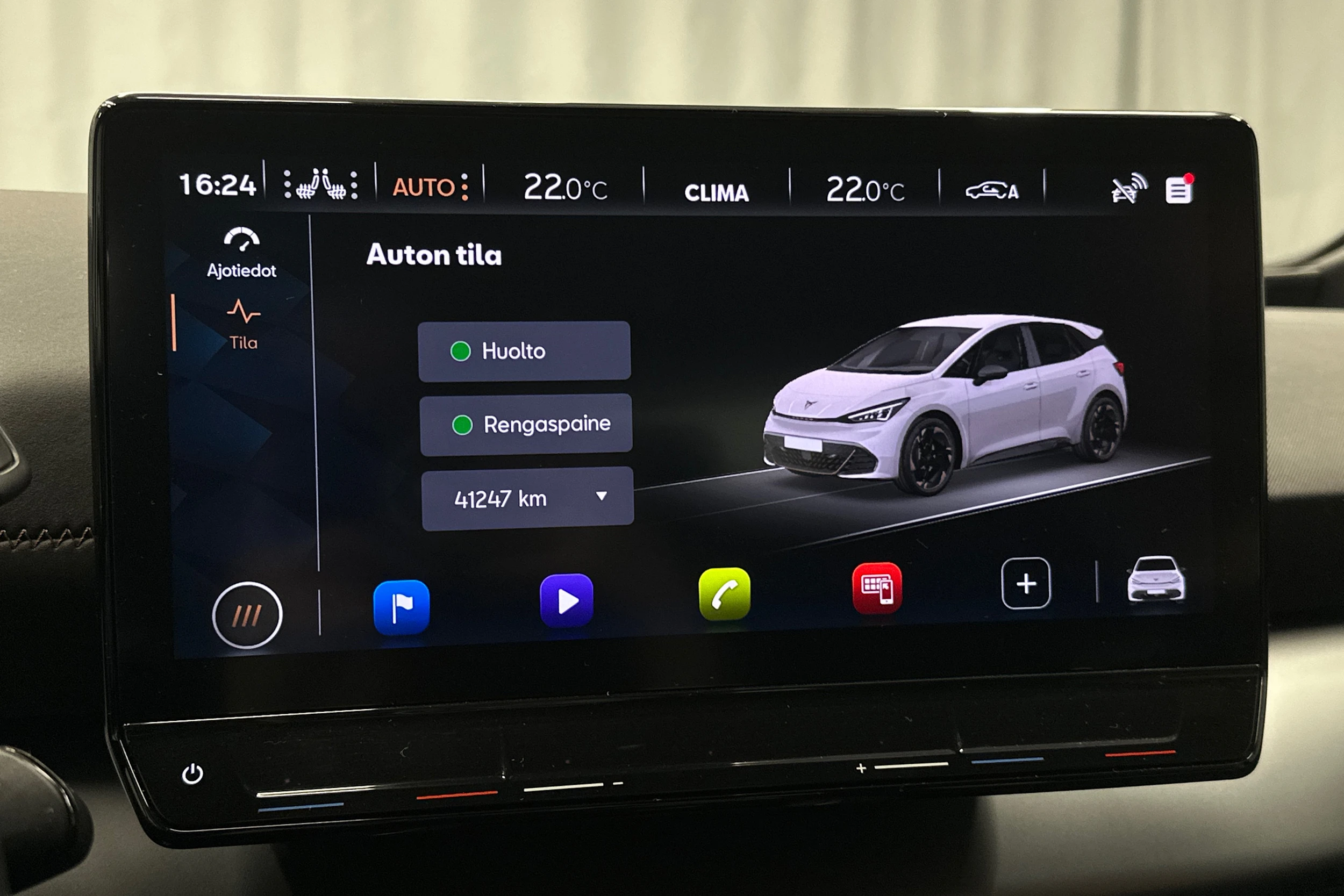 punainen CUPRA Born 2024 kuva 27.