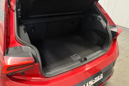 punainen CUPRA Born 2024 kuva 32.