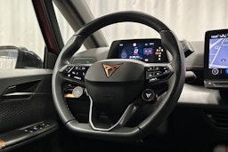 punainen CUPRA Born 2024 kuva 13.