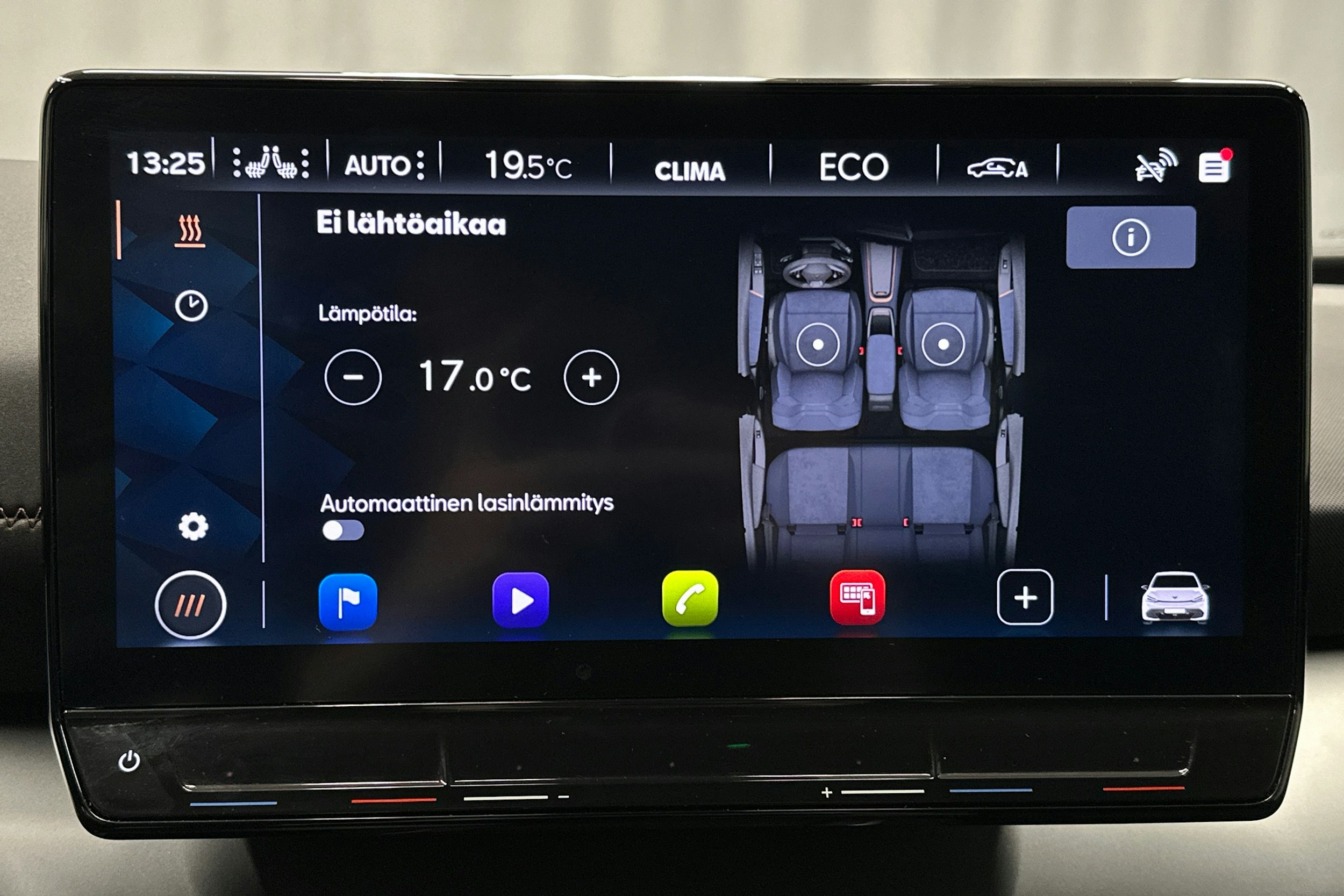 punainen CUPRA Born 2024 kuva 20.