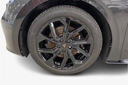 harmaa CUPRA Born 2024 kuva 11.