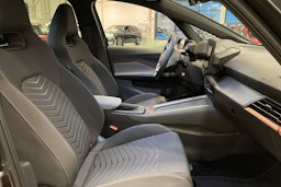 harmaa CUPRA Born 2024 kuva 16.