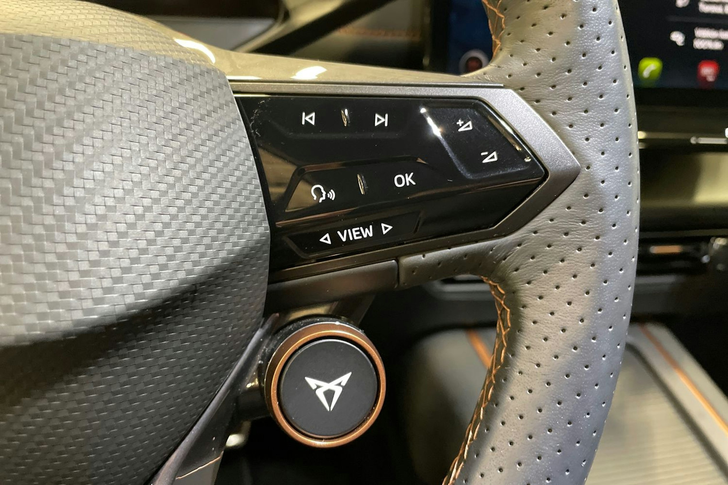 harmaa CUPRA Born 2024 kuva 18.