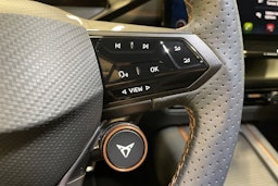 harmaa CUPRA Born 2024 kuva 18.