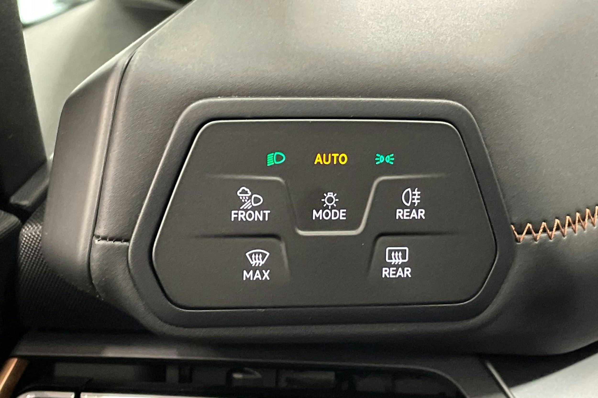 harmaa CUPRA Born 2024 kuva 22.