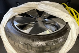 harmaa CUPRA Born 2024 kuva 40.