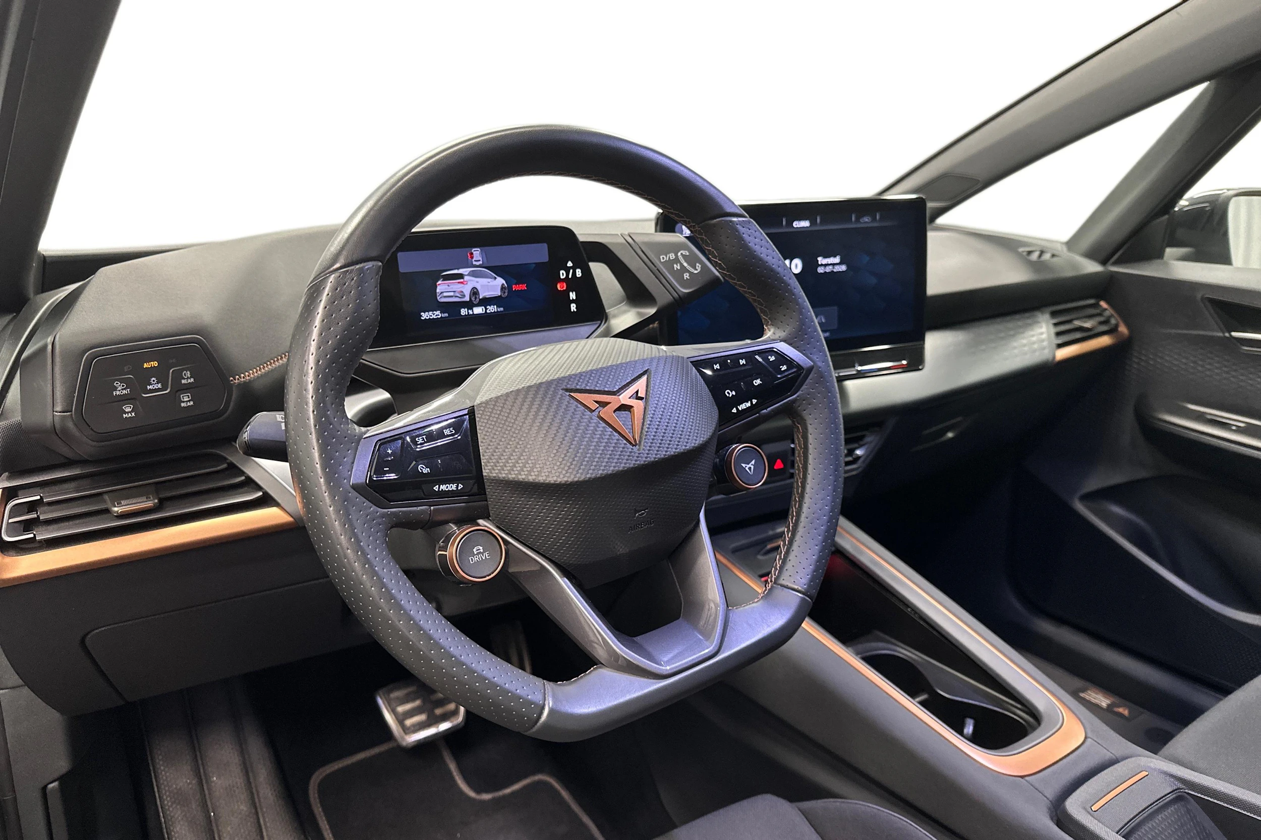 harmaa CUPRA Born 2024 kuva 6.