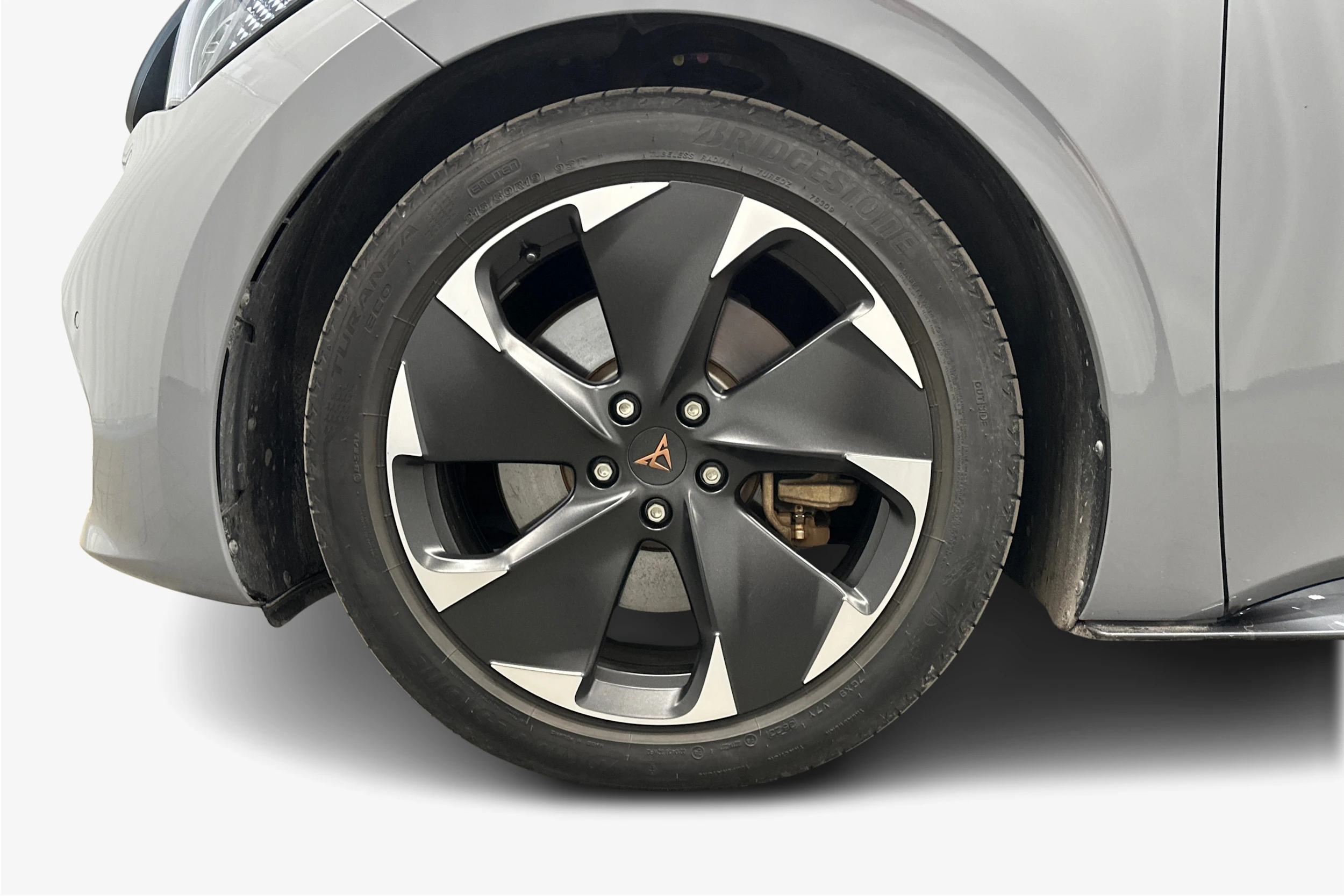 harmaa CUPRA Born 2024 kuva 9.