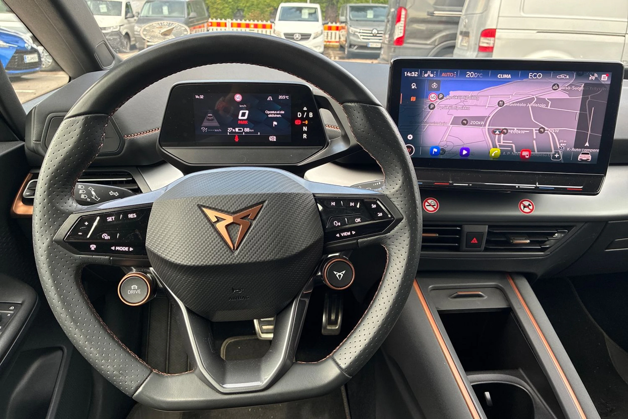 punainen CUPRA Born 2024 kuva 4.