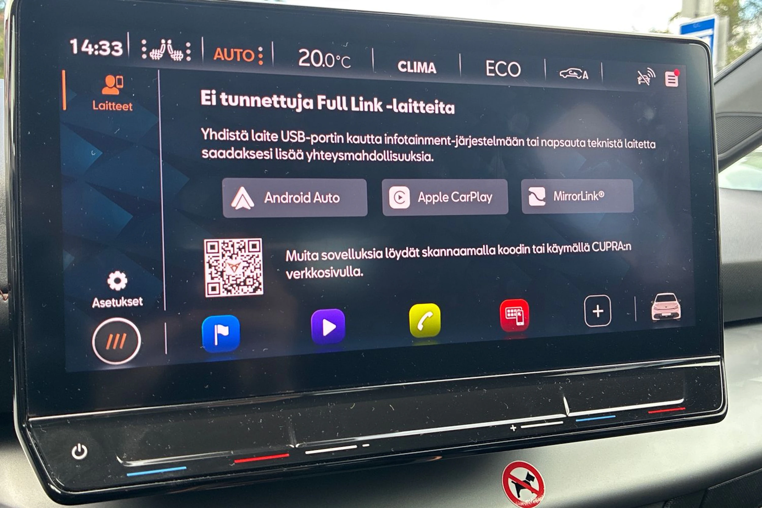 punainen CUPRA Born 2024 kuva 8.
