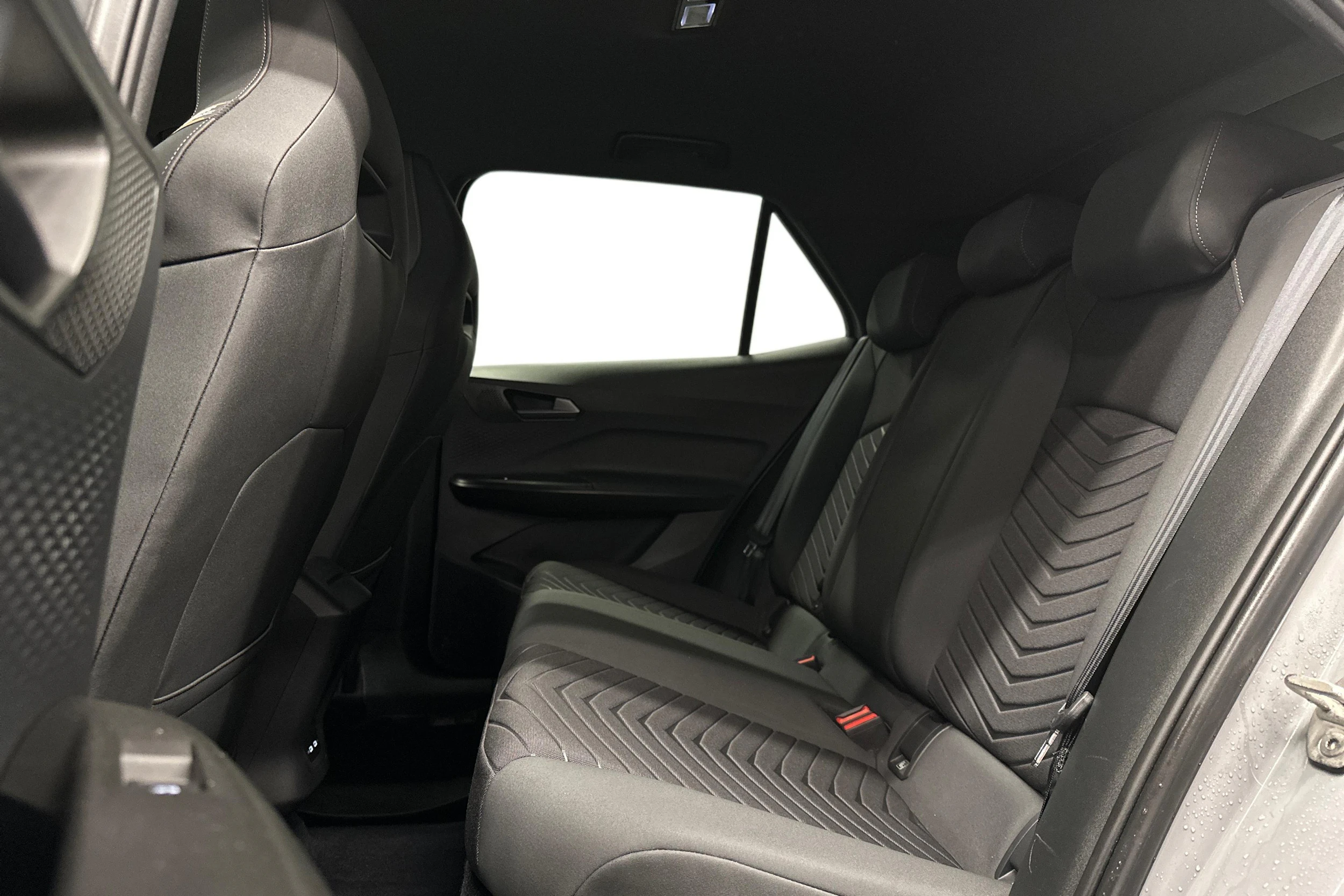harmaa CUPRA Born 2024 kuva 8.