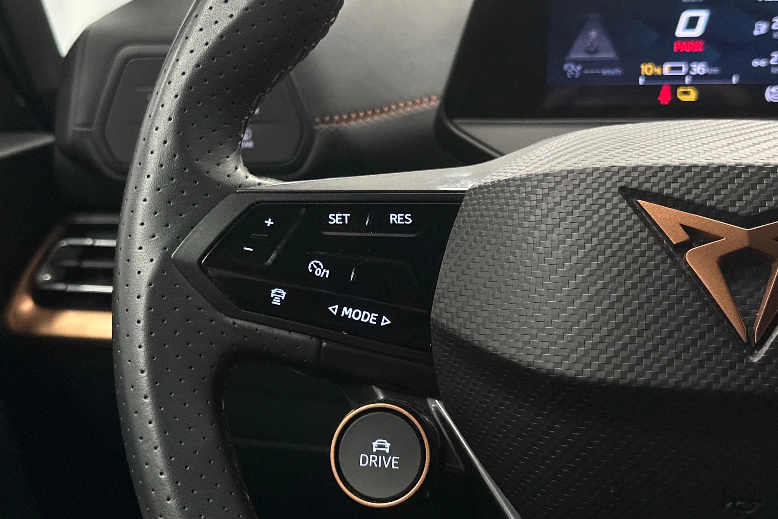 harmaa CUPRA Born 2024 kuva 14.