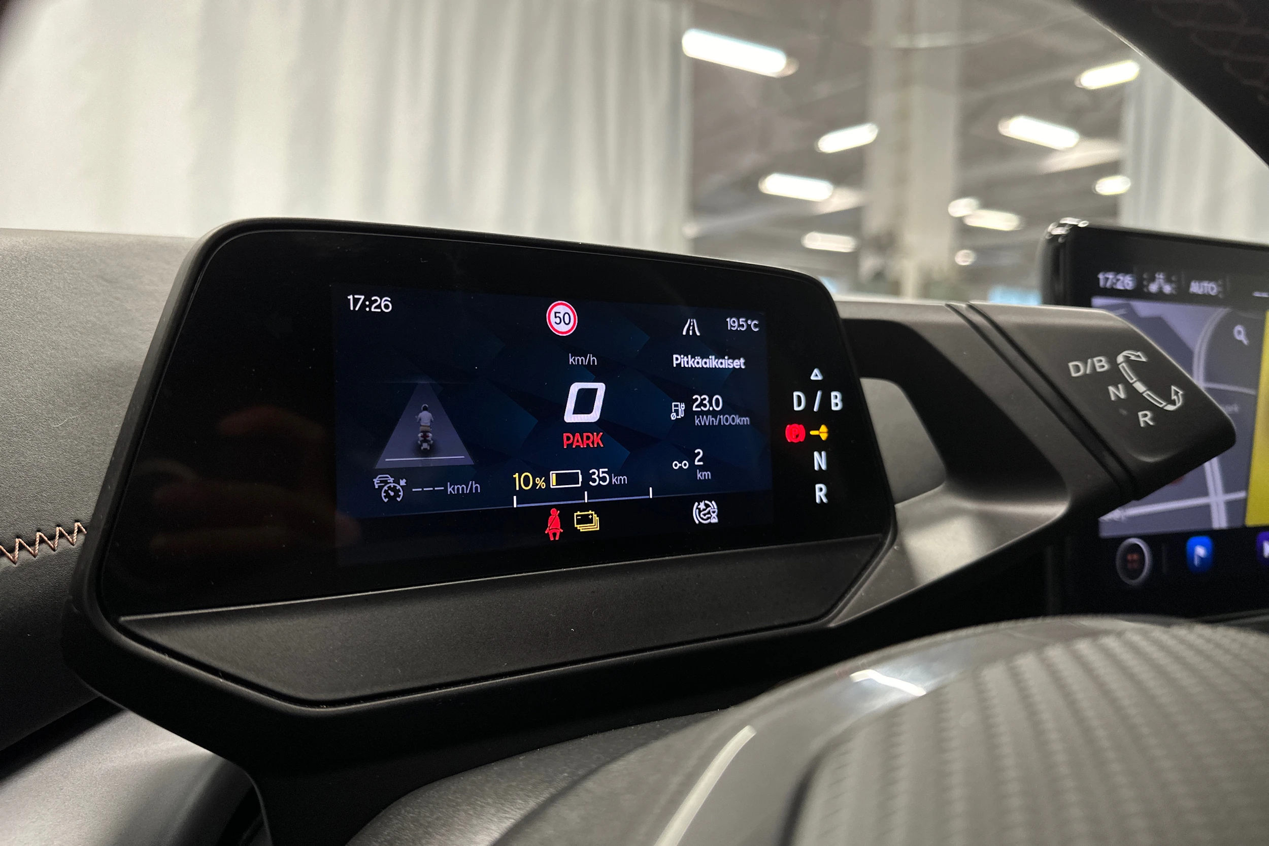 harmaa CUPRA Born 2024 kuva 16.