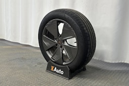 harmaa CUPRA Born 2024 kuva 13.