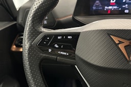 harmaa CUPRA Born 2024 kuva 17.