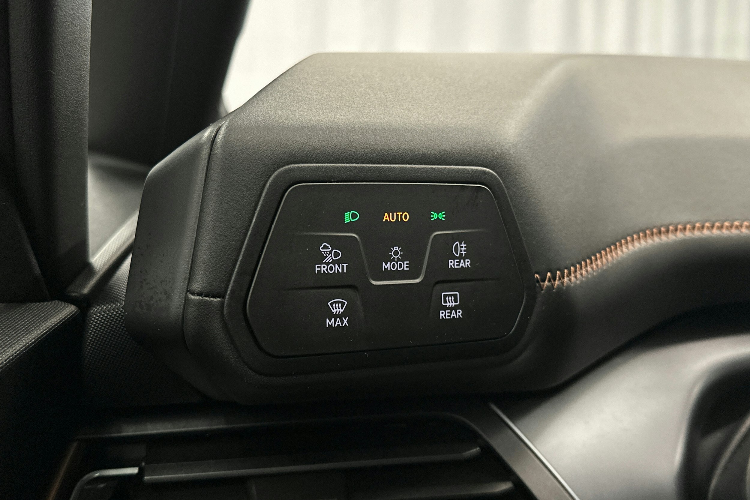 harmaa CUPRA Born 2024 kuva 19.