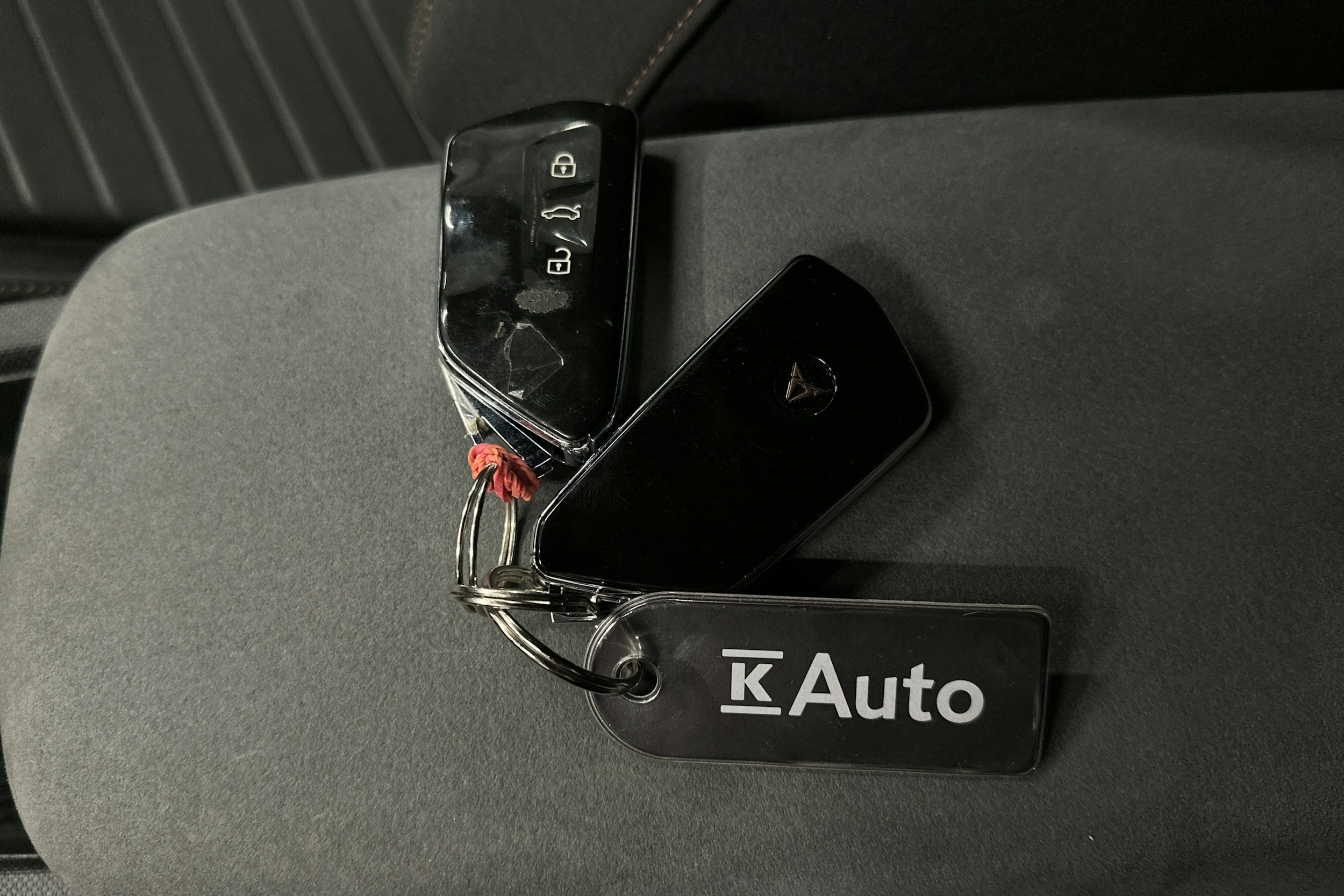 harmaa CUPRA Born 2024 kuva 33.