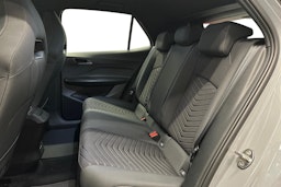 harmaa CUPRA Born 2024 kuva 8.