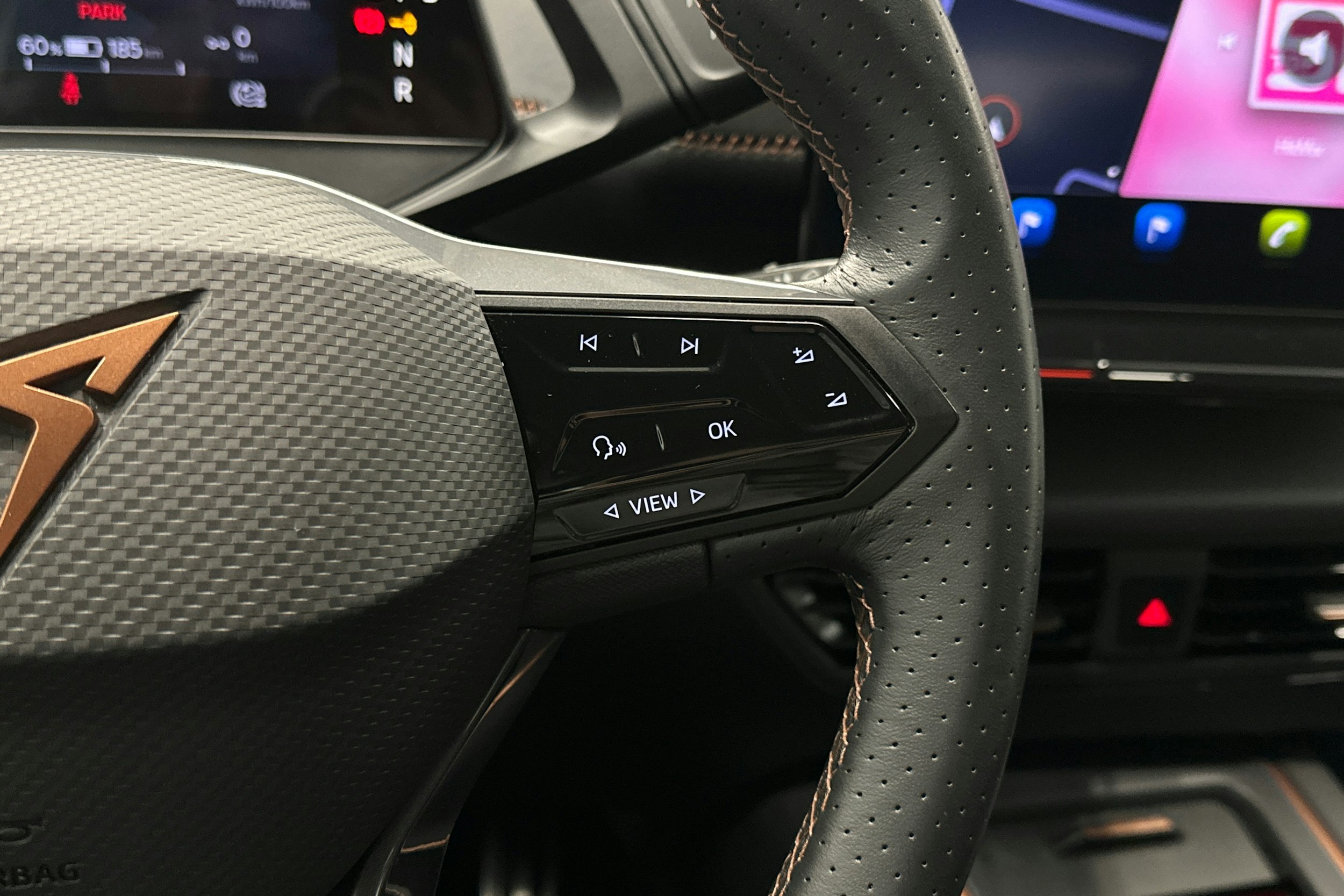 harmaa CUPRA Born 2024 kuva 15.