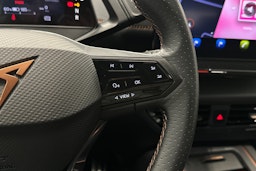 harmaa CUPRA Born 2024 kuva 15.