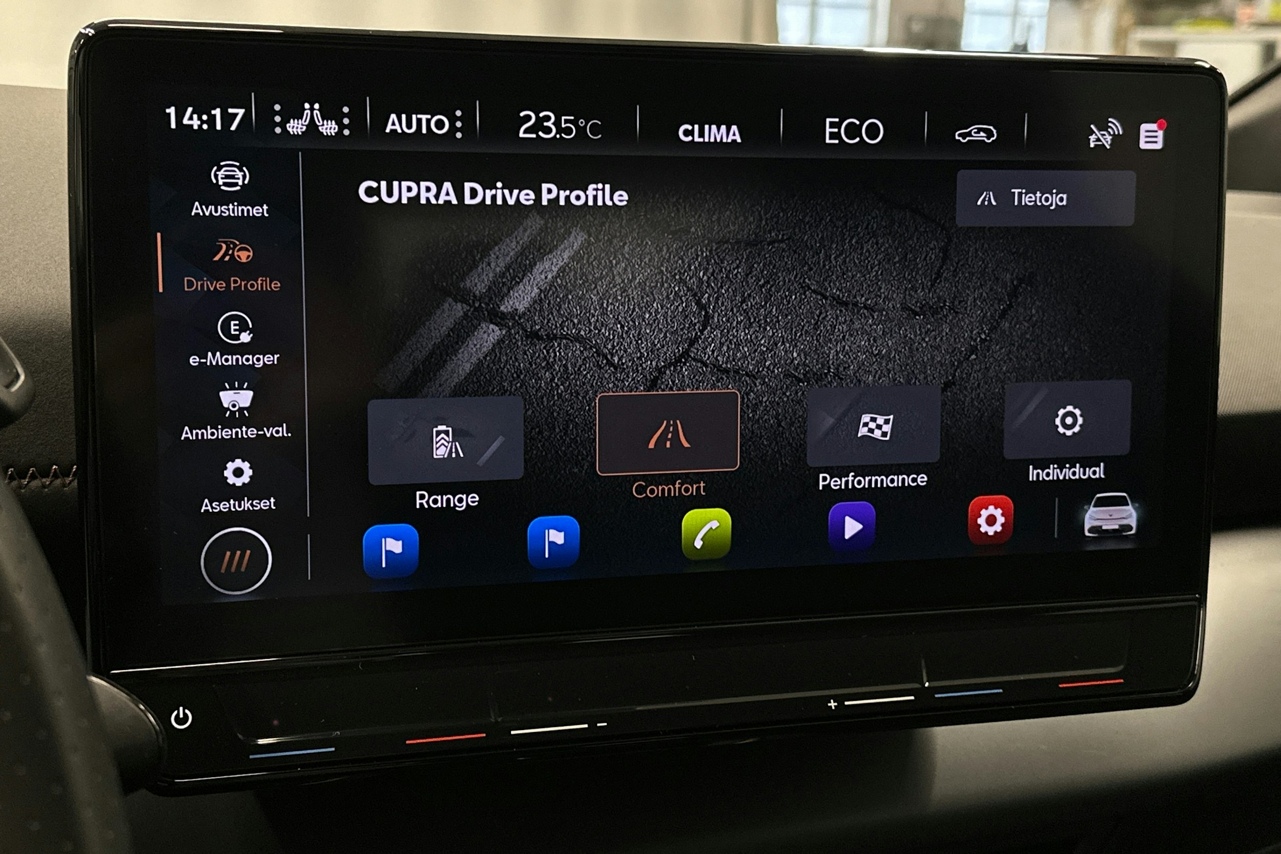 harmaa CUPRA Born 2024 kuva 22.