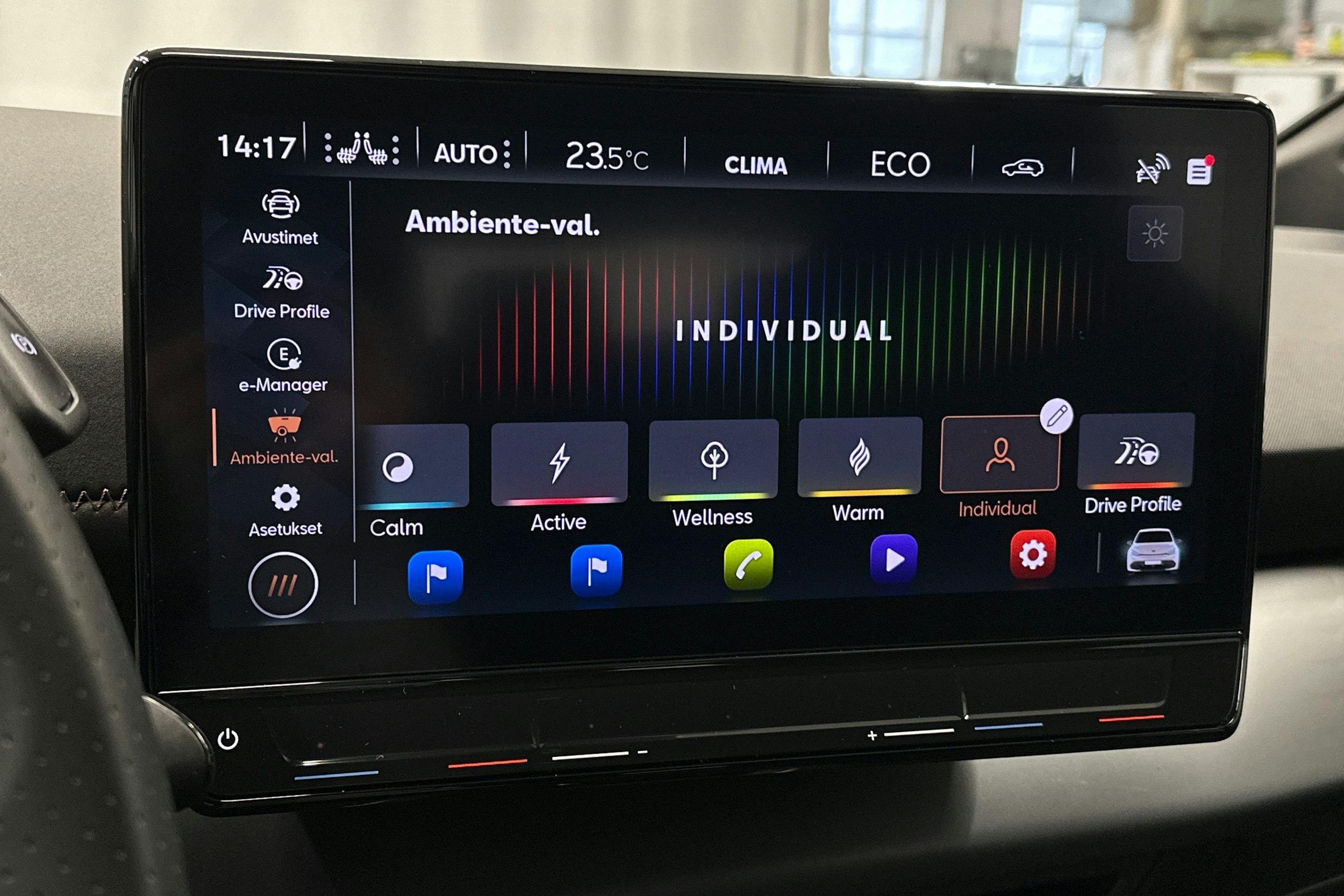 harmaa CUPRA Born 2024 kuva 23.