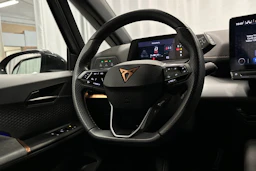 harmaa CUPRA Born 2024 kuva 17.