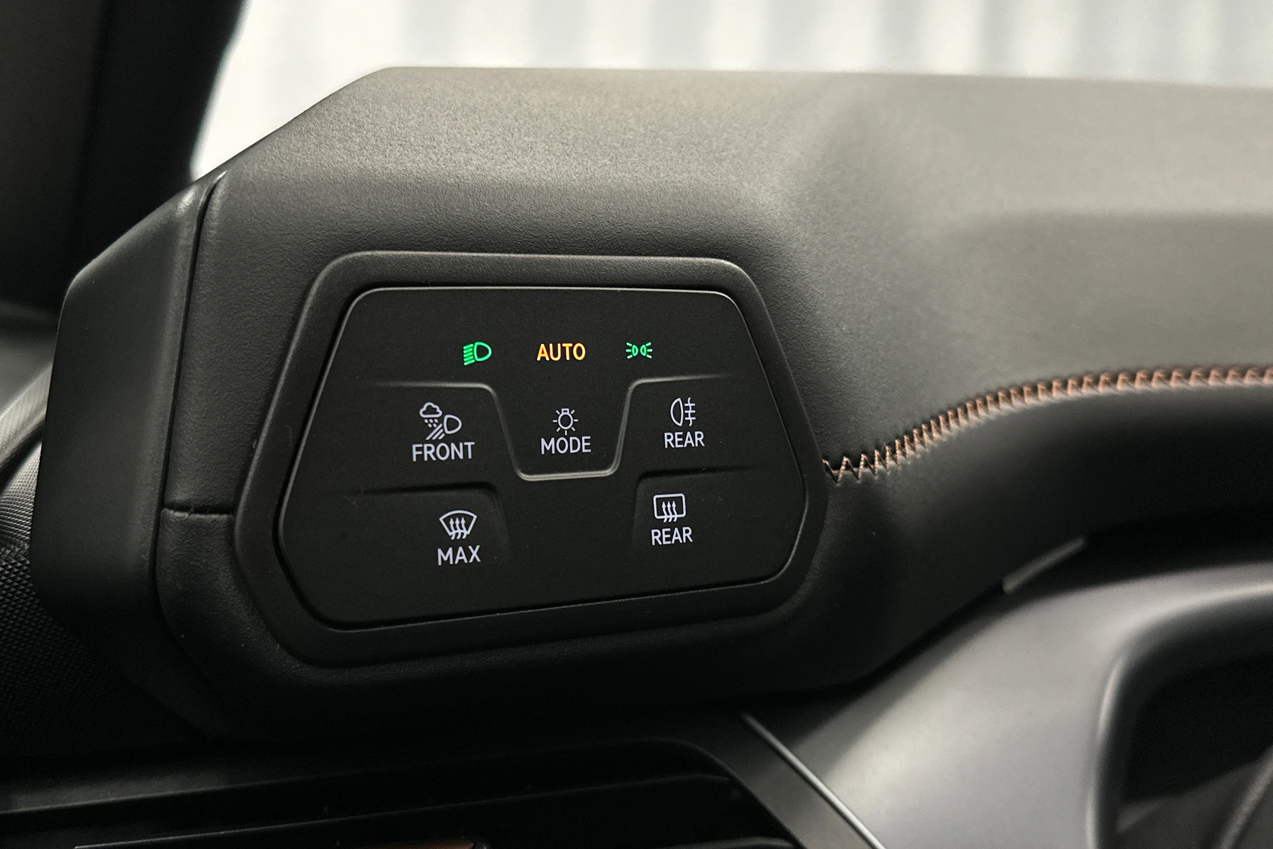 harmaa CUPRA Born 2024 kuva 20.