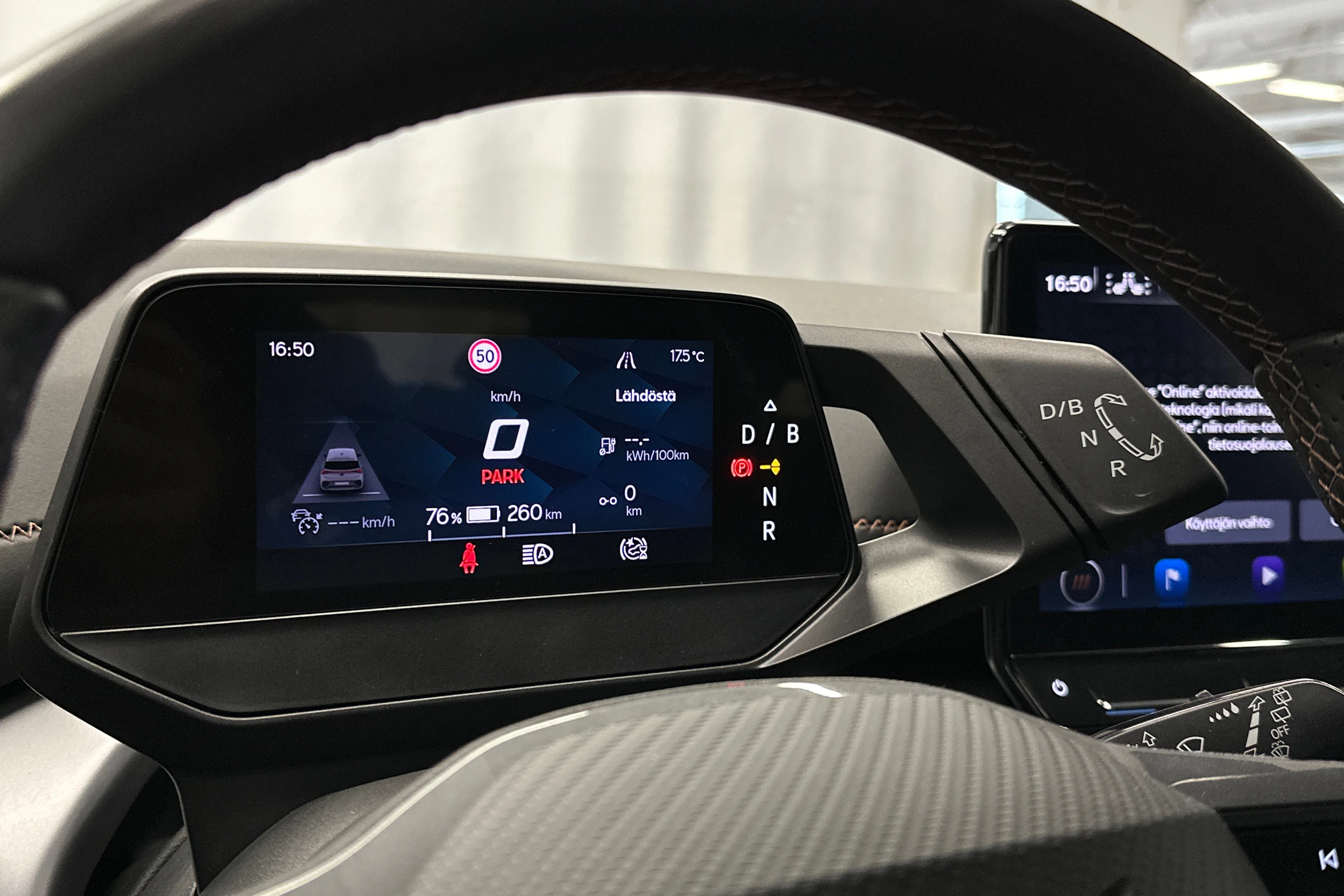 harmaa CUPRA Born 2024 kuva 21.