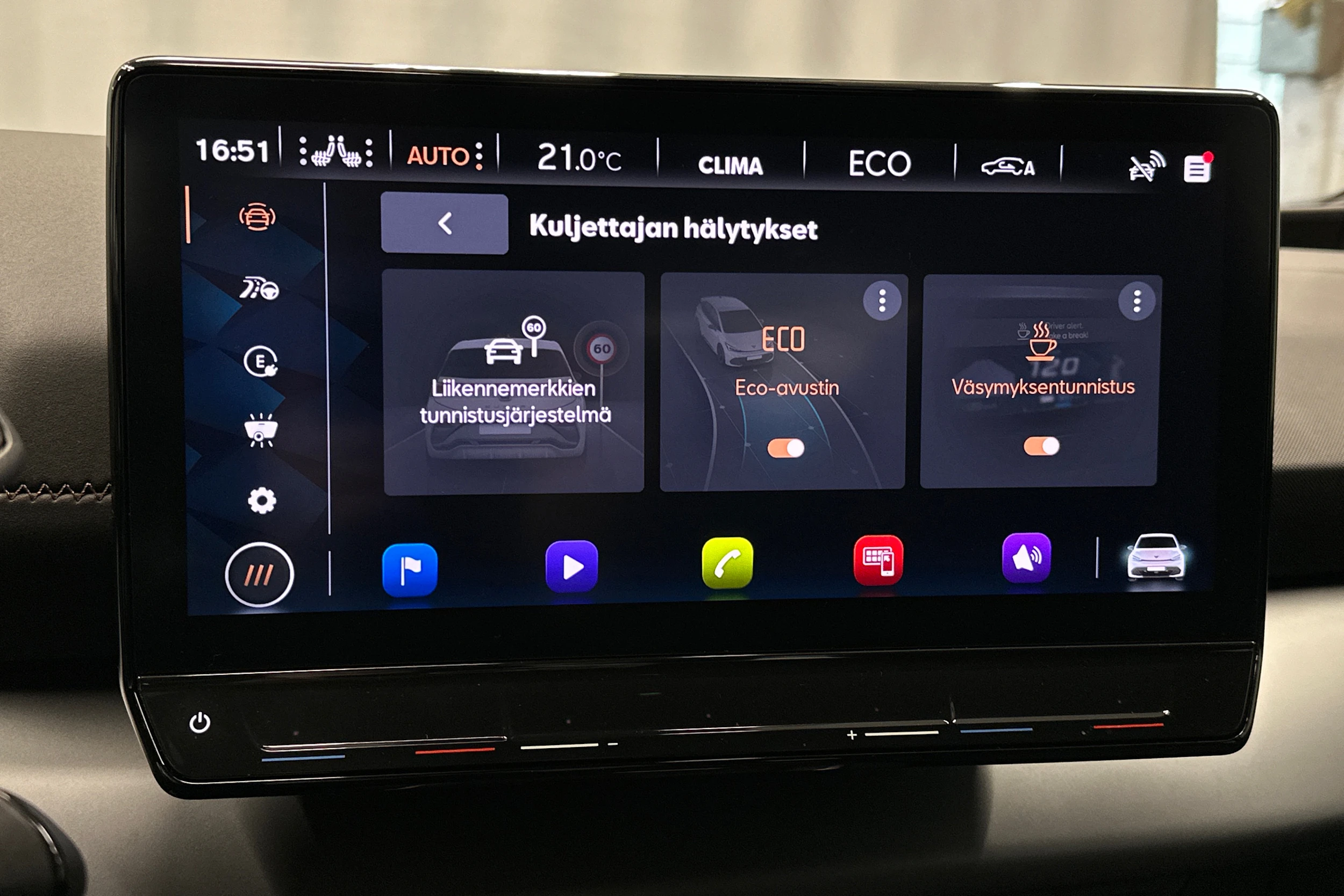 harmaa CUPRA Born 2024 kuva 24.
