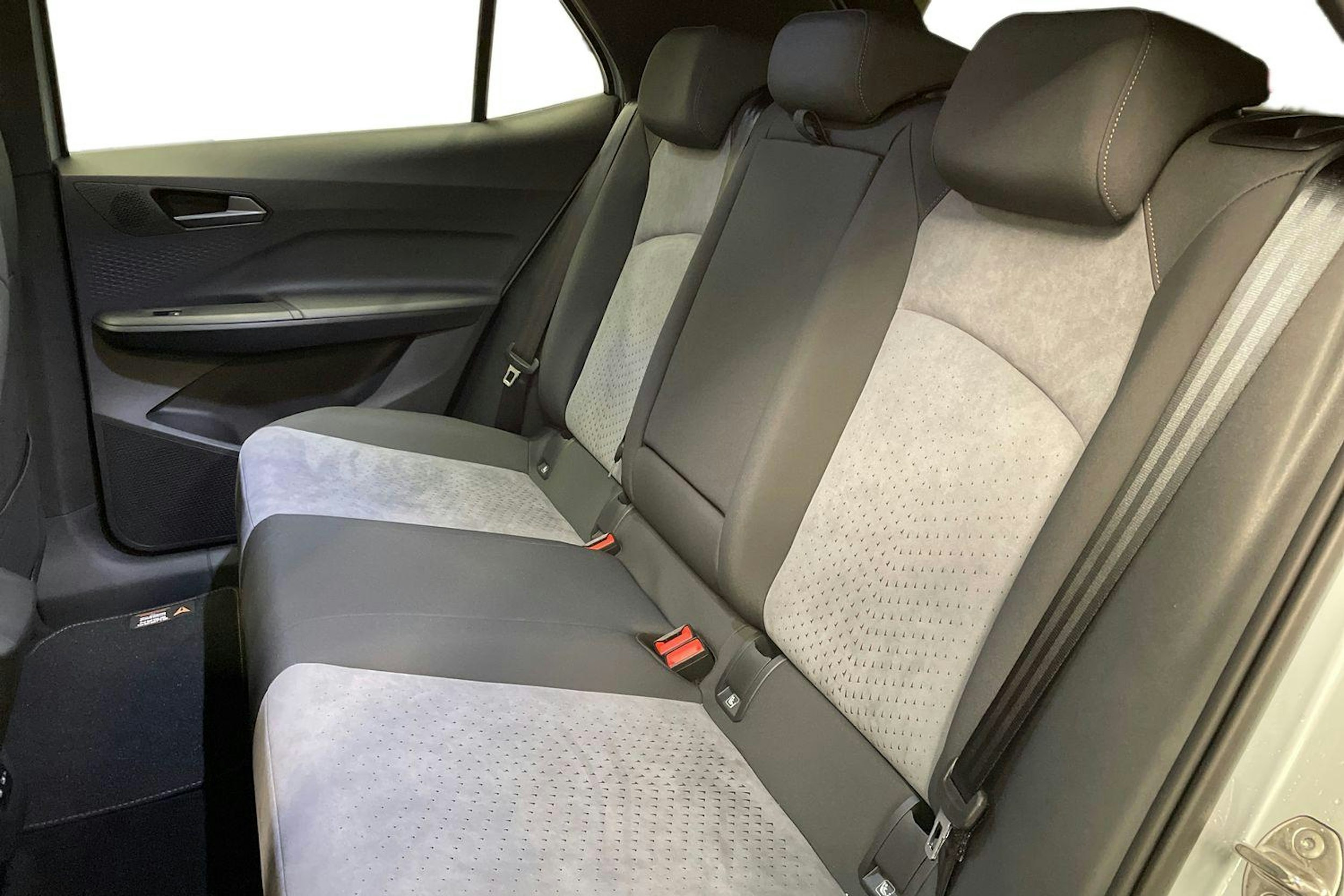 met. harmaa CUPRA Born 2025 kuva 8.