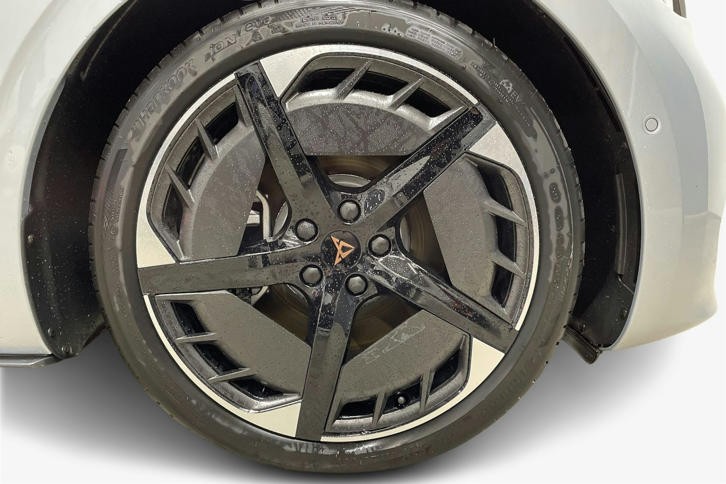 met. harmaa CUPRA Born 2025 kuva 9.