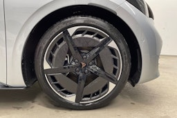 met. harmaa CUPRA Born 2025 kuva 10.