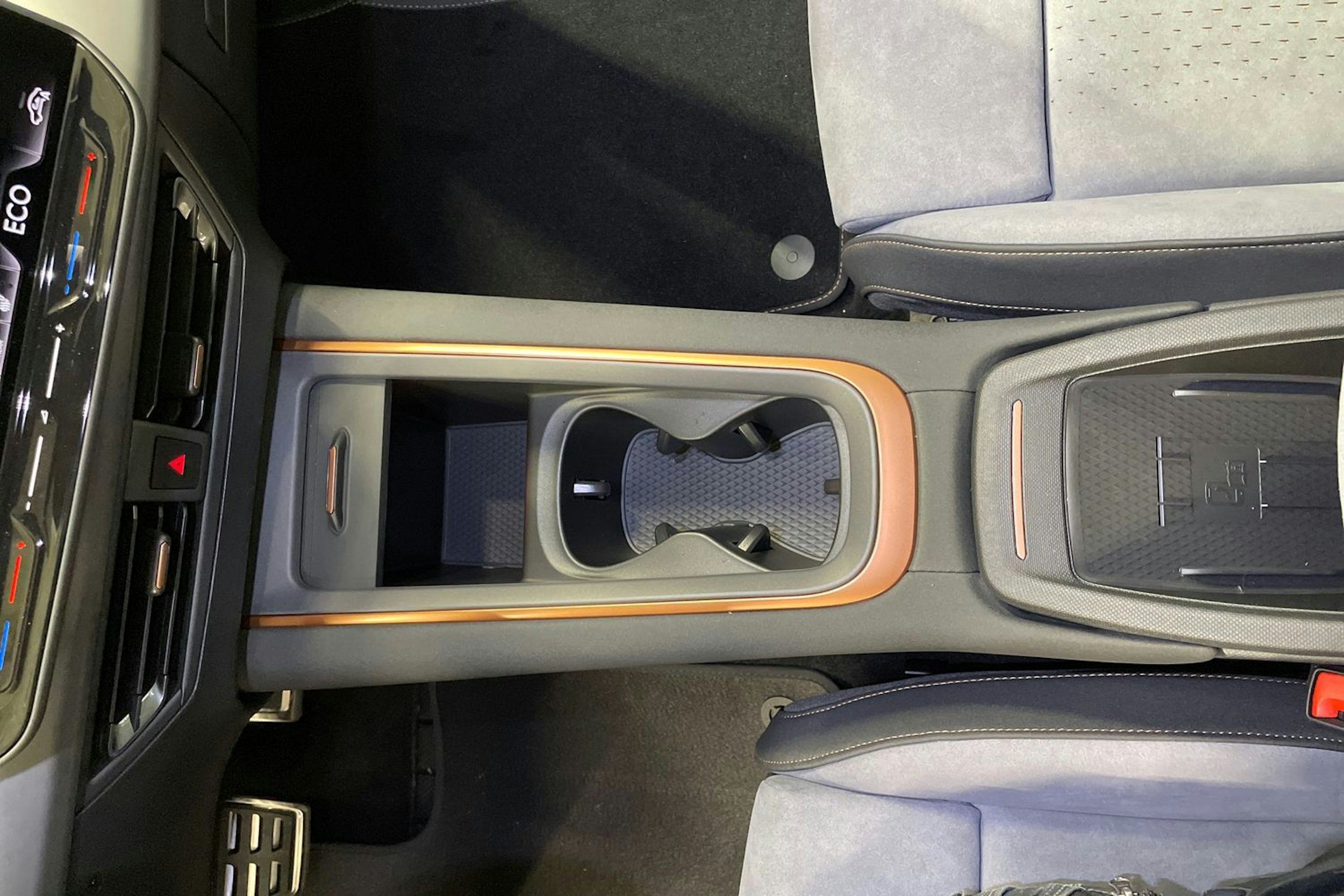 met. harmaa CUPRA Born 2025 kuva 15.