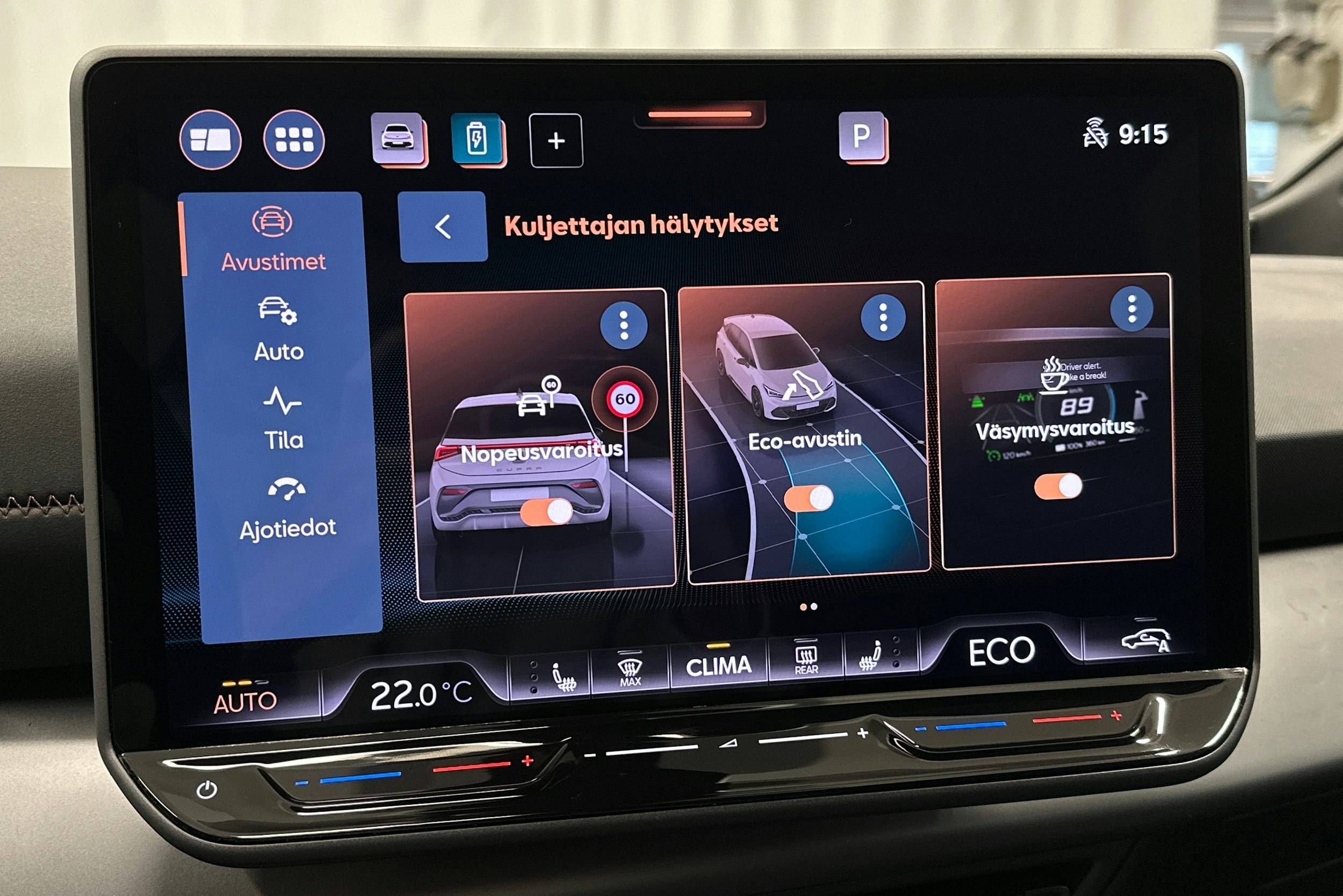 valkoinen CUPRA Born 2025 kuva 25.