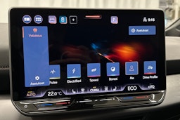 valkoinen CUPRA Born 2025 kuva 28.