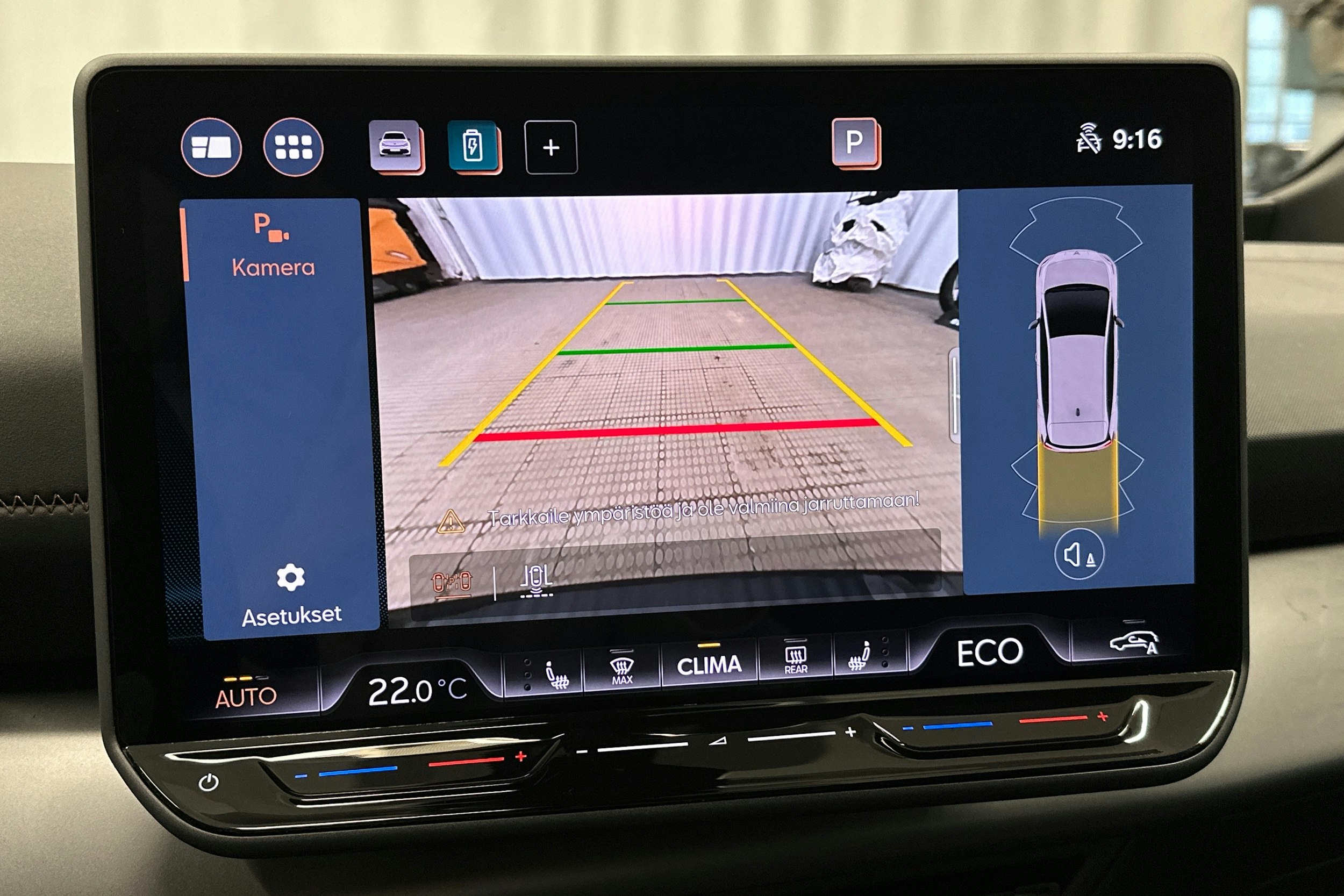 valkoinen CUPRA Born 2025 kuva 30.