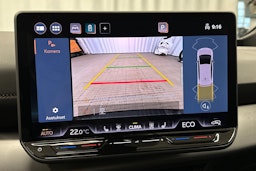 valkoinen CUPRA Born 2025 kuva 30.