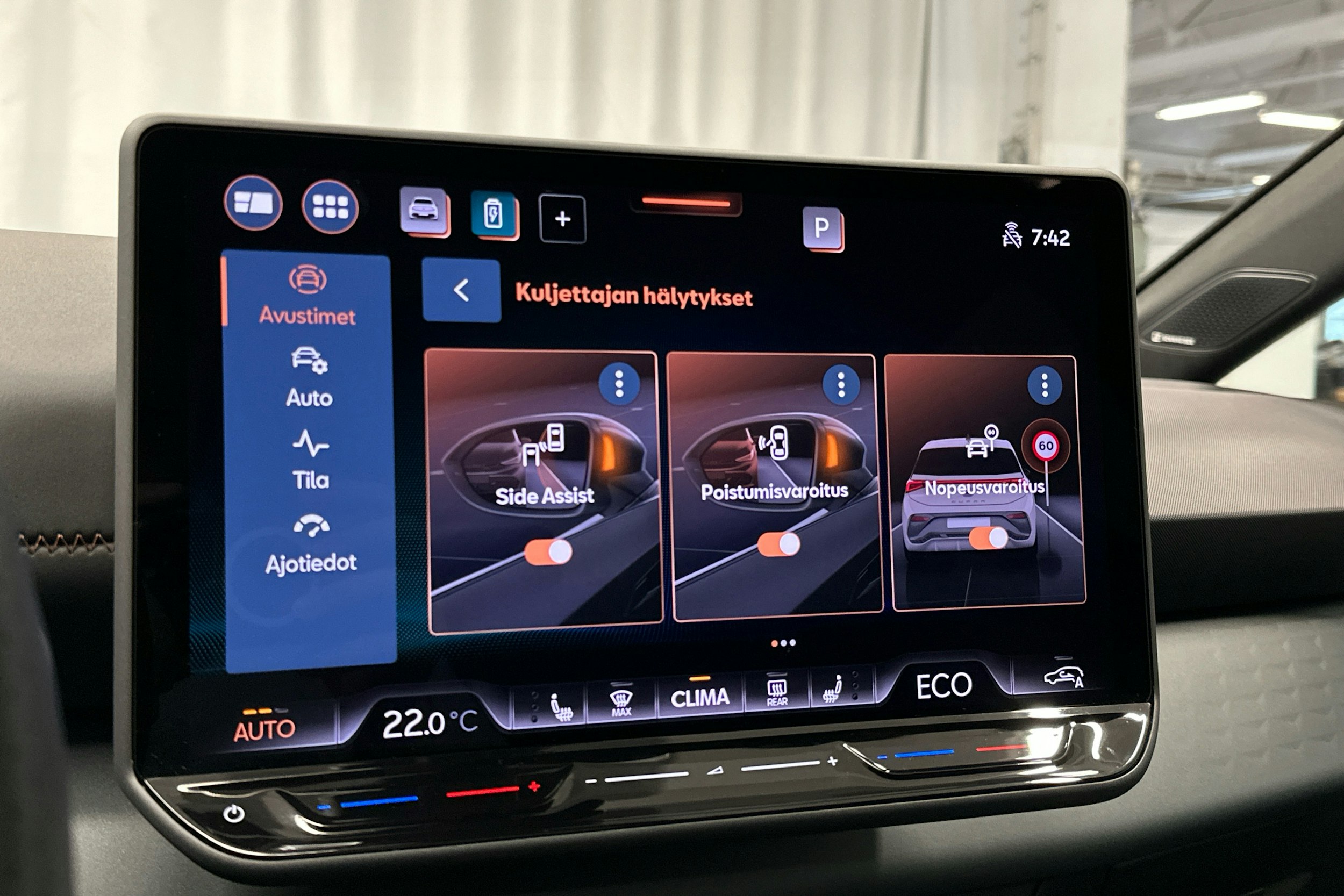 vihreä CUPRA Born 2025 kuva 18.