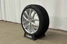 musta CUPRA Born 2025 kuva 13.