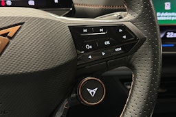 musta CUPRA Born 2025 kuva 18.