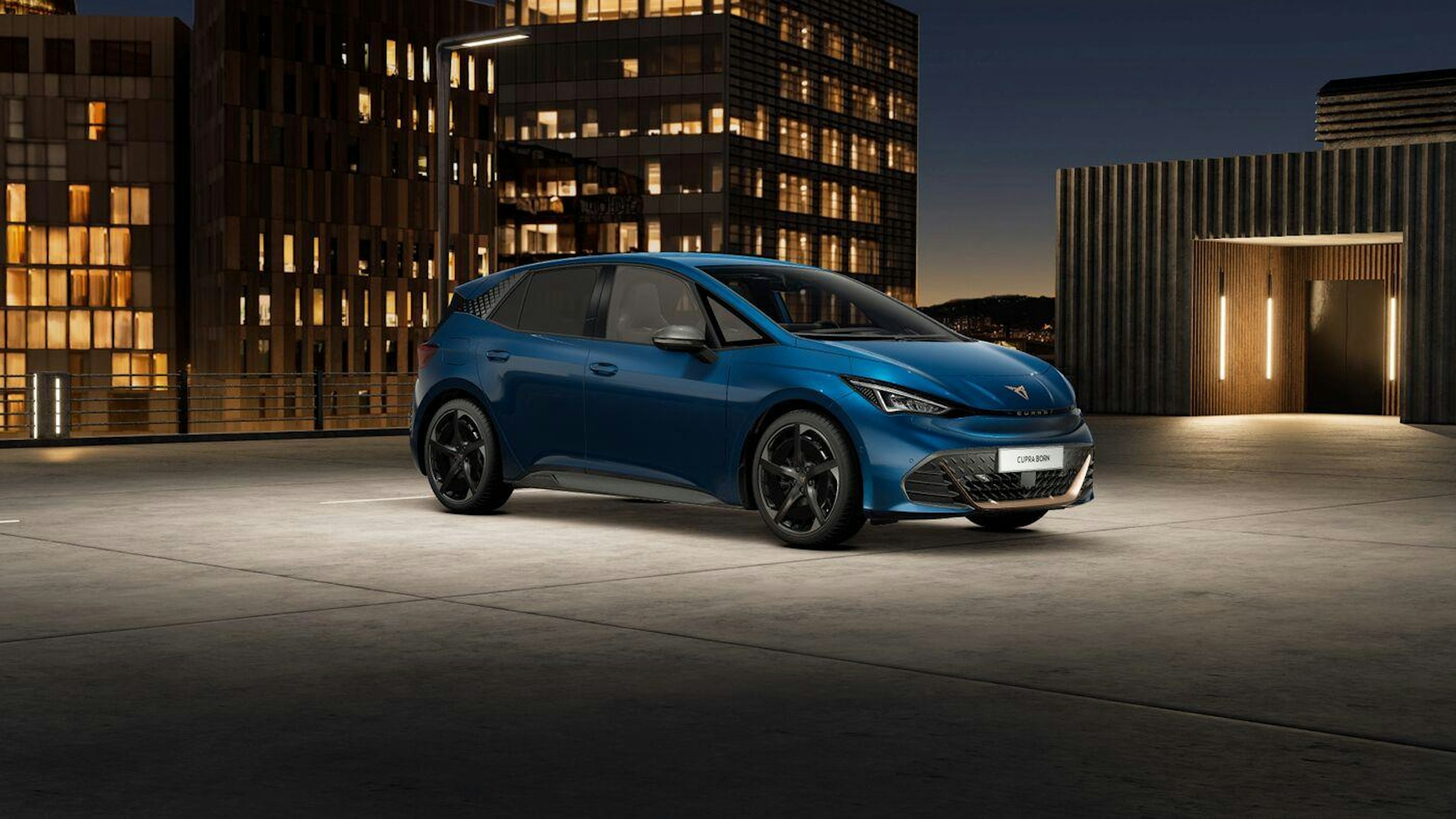 sininen CUPRA Born 2025 kuva 8.