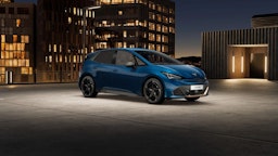 sininen CUPRA Born 2025 kuva 8.