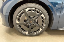 met. sininen CUPRA Born 2025 kuva 10.