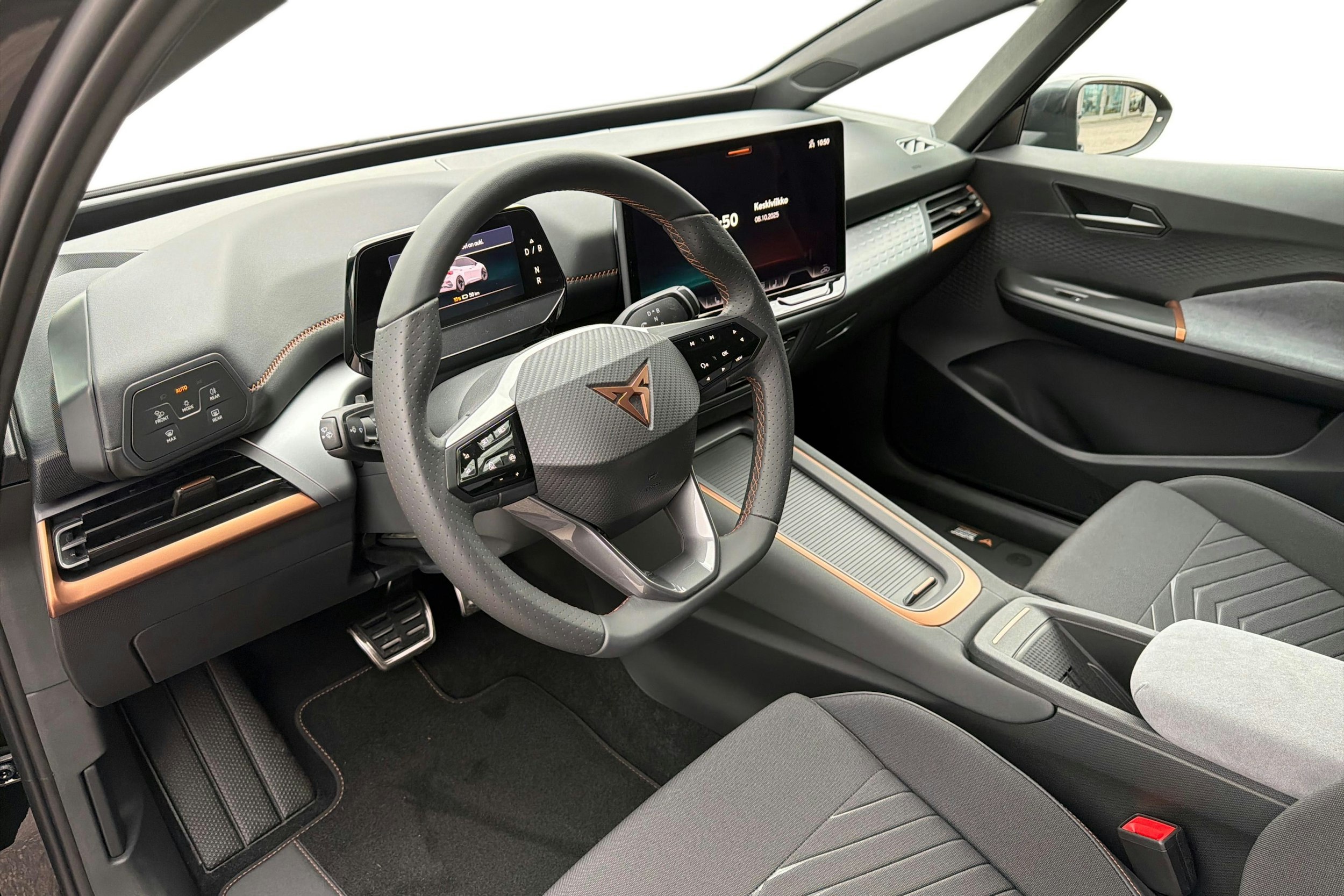 musta CUPRA Born 2025 kuva 6.