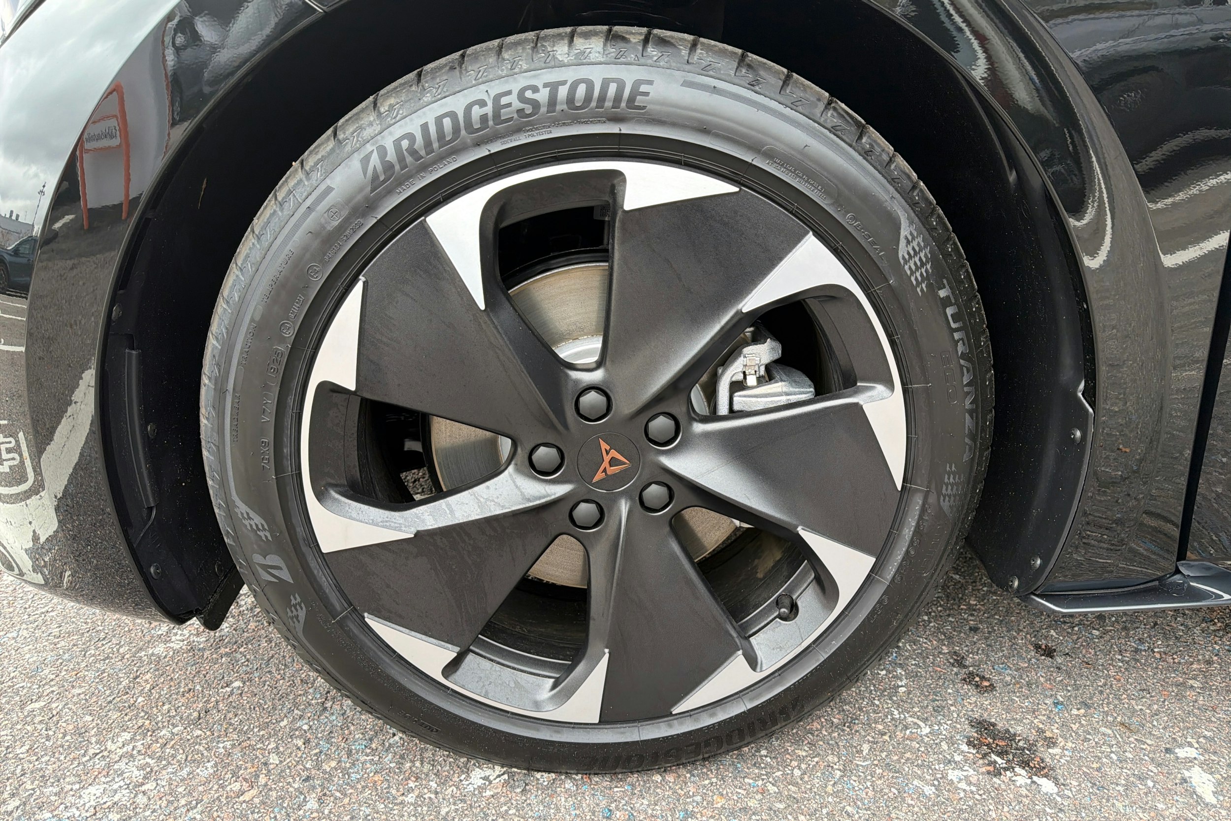 musta CUPRA Born 2025 kuva 9.